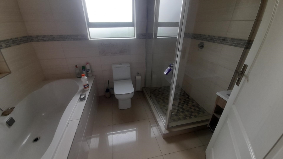 4 Bedroom Property for Sale in Birdwood Estate North West